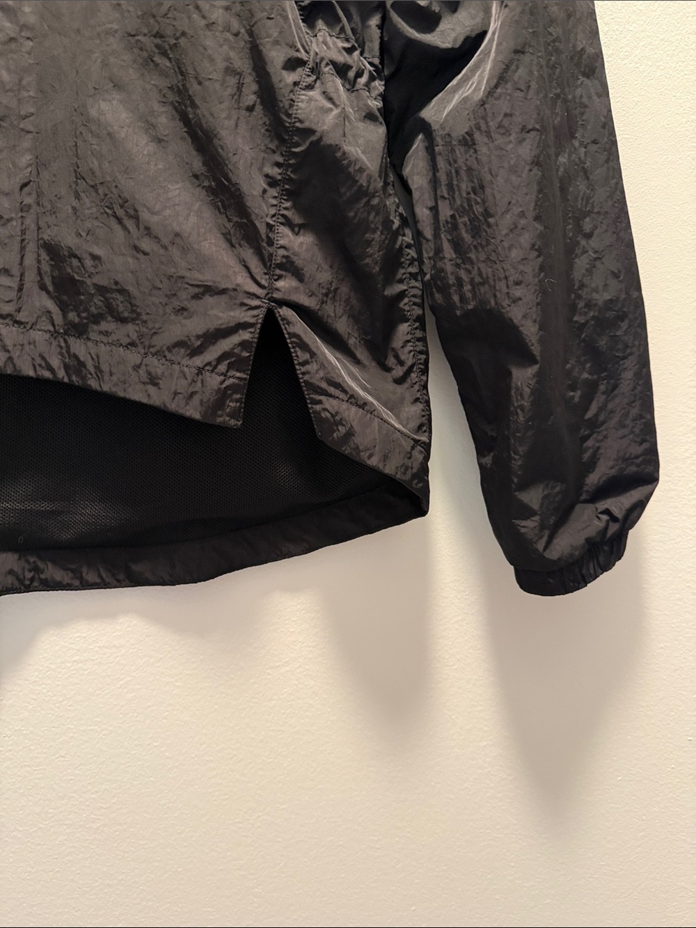 ALPHALETE Pullover with Front Zip Pocket - Picture 5 of 7
